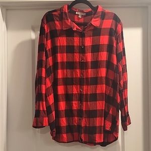 Women's plus flannel shirt